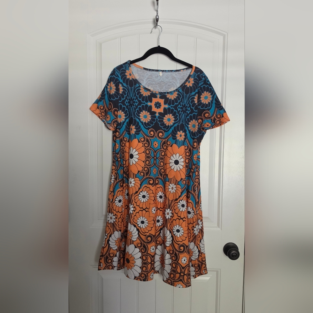 Floral Scoop Neck A-Line Dress in Orange & Teal